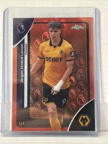 Jorgen strand larson wolves - strand,